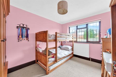 5 Dowlerville Road, Orpington, BR6 6DY
