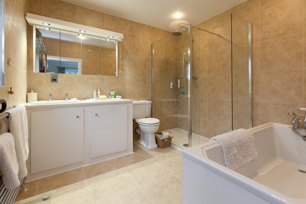 Principal Bathroom
