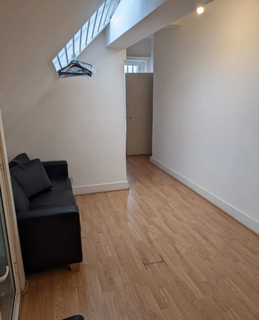 2 bedroom house to rent, Fulham Broadway, London SW6