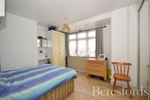 19 Linley Crescent, Romford, RM7 8RB