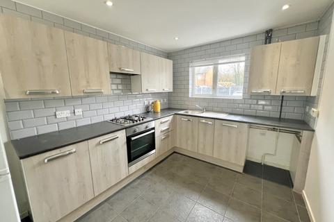 3 bedroom terraced house for sale, Paston, Peterborough PE4