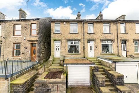 12 Lingards Road, Slaithwaite, Huddersfield, HD7 5HY