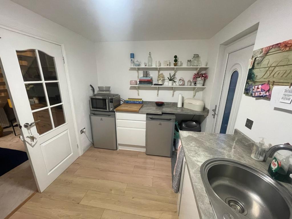 East Calder, Livingston EH53 2 bed terraced house for sale £115,000