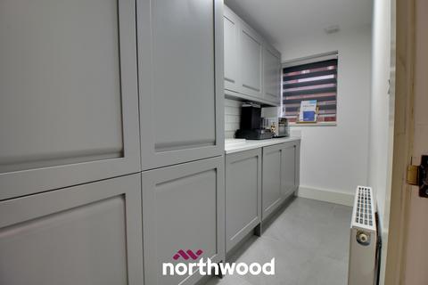 2b Brooke Street, Thorne, Doncaster, DN8 4AZ