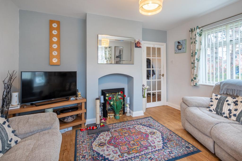 Bloomfield Road, Worcester... 3 bed semidetached house for sale £300,000