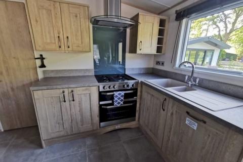 2 bedroom lodge for sale, Castle Howard Lakeside Holiday Park, , Coneysthorpe YO60