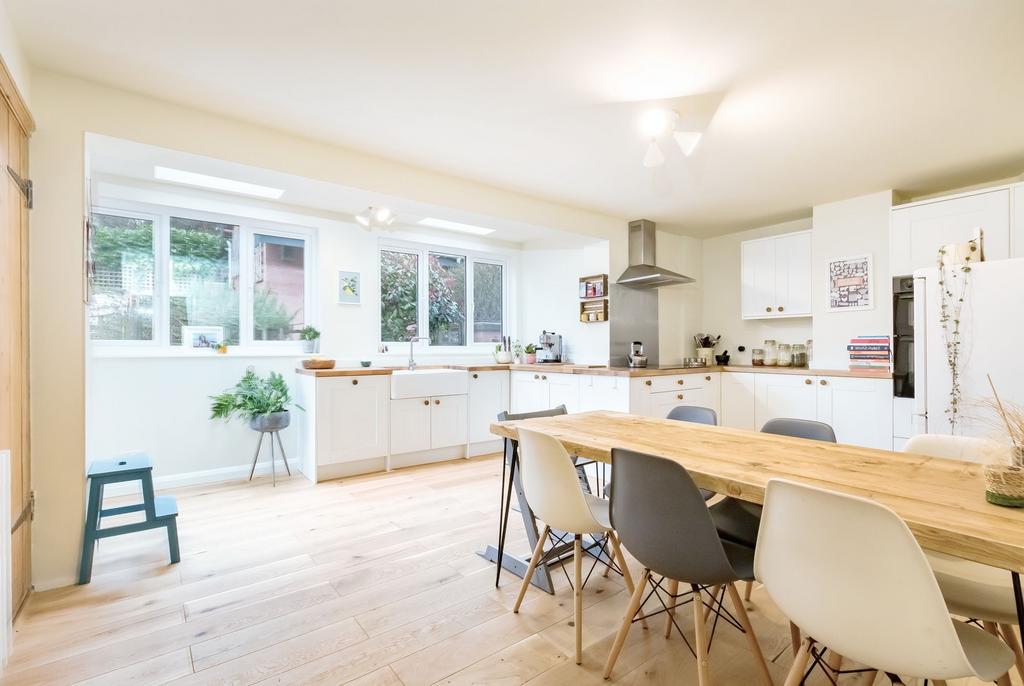 Kitchen/Breakfast Room