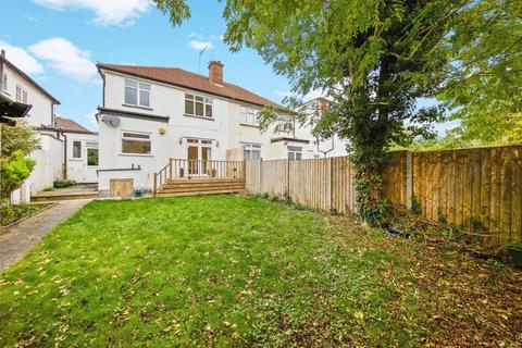 4 bedroom semi-detached house to rent, Dollis Hill Avenue, Dollis Hill, NW2
