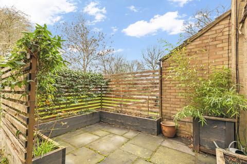 3 bedroom terraced house for sale, Guillemot Path, Ifield, Crawley, West Sussex, RH11