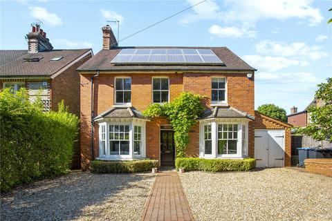 4 bedroom detached house for sale - Castle Street, Bletchingley, Redhill, RH1