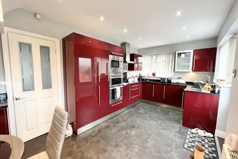 23 Highcroft Avenue, Bispham, Blackpool, FY2 0BT