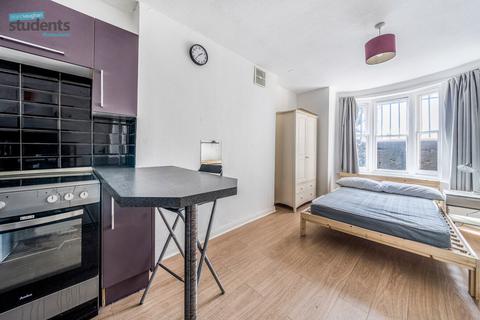 Bedford Square, East Sussex BN1