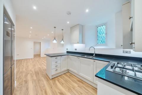 1 bedroom flat for sale, Longcross,  Surrey,  KT16