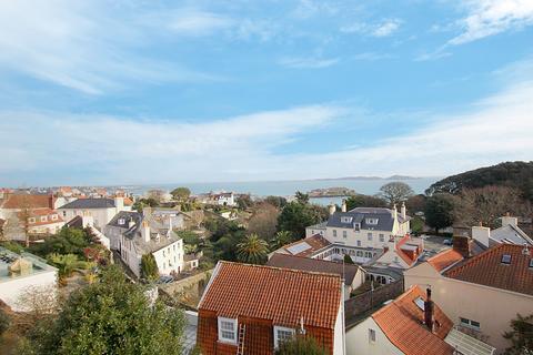 4 bedroom property for sale, George Road, St Peter Port, Guernsey, GY1