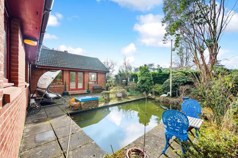 3 bedroom detached bungalow for sale, Queen Street, Helensburgh, Argyll & Bute, G84 9PU