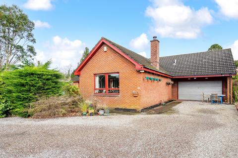 3 bedroom detached bungalow for sale, Queen Street, Helensburgh, Argyll & Bute, G84 9PU