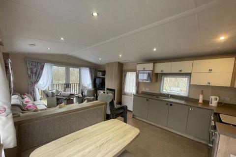 2 bedroom static caravan for sale, Beech Hollow, Lake Road LA23