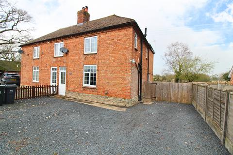 3 bedroom semi-detached house for sale - High Green, Severn Stoke WR8