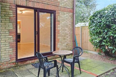 1 bedroom apartment for sale, Whyke Close, Chichester, West Sussex