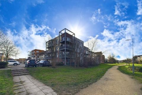 1 bedroom ground floor flat for sale, Marsden Gardens, Dartford, Kent, DA1