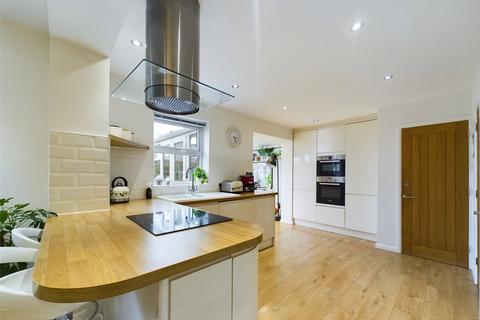 12 Bomford Hill, Worcester, WR4 0PW