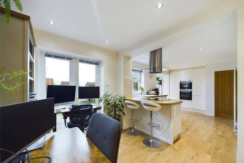 12 Bomford Hill, Worcester, WR4 0PW