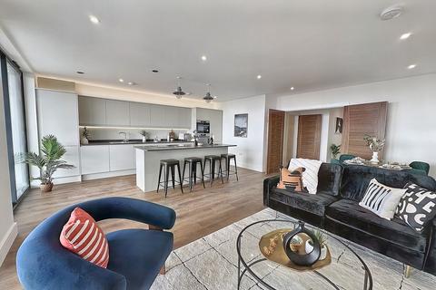 2 bedroom flat for sale, Coast House, Encombe Hill, Sandgate, Folkestone, Kent. CT20