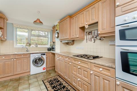 3 bedroom semi-detached house for sale, London Road East, Amersham