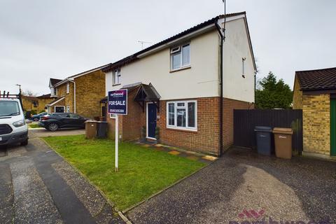 3 bedroom semi-detached house for sale, Burgess Field, Chelmsford, CM2