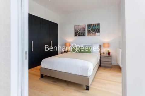 2 bedroom apartment to rent, Lyell Street, Canary Wharf E14