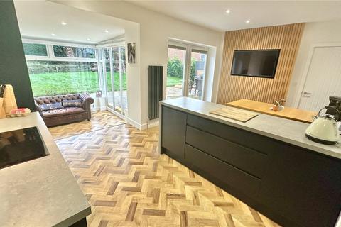 8 Downs Crescent, Gawber, Barnsley, S75 2JF