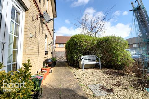 2 bedroom apartment for sale, Walsingham Close, Bedford