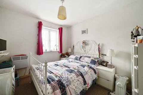 2 bedroom flat for sale, Swindon,  Wiltshire,  SN3