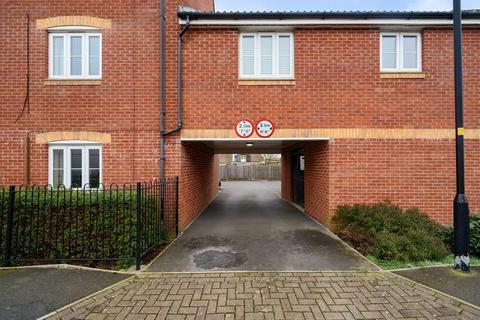 2 bedroom flat for sale, Swindon,  Wiltshire,  SN3