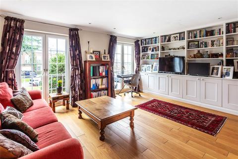 27 Newstead Way, London, SW19 5HR