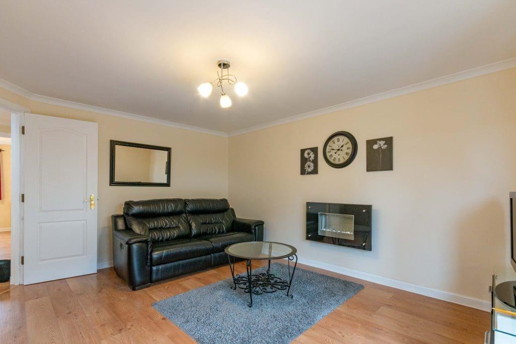 Apartment in Edinburgh - View 3
