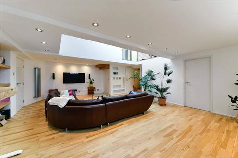 2 bedroom duplex for sale, Bramshaw Road, Homerton, London, E9