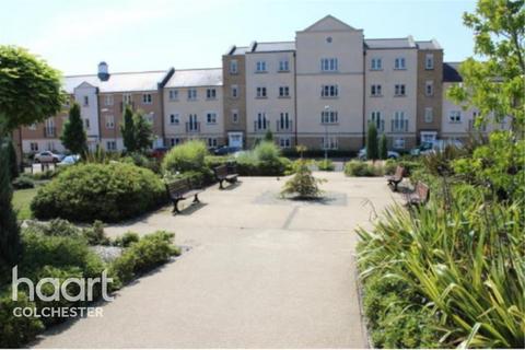 2 bedroom flat to rent, North Colchester