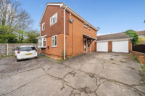 4 bedroom detached house for sale, Dove Close, Lower Earley, Reading