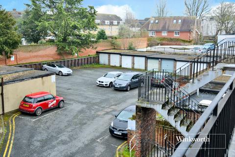 1h Park Road, Cheam, Sutton, SM3 8QB