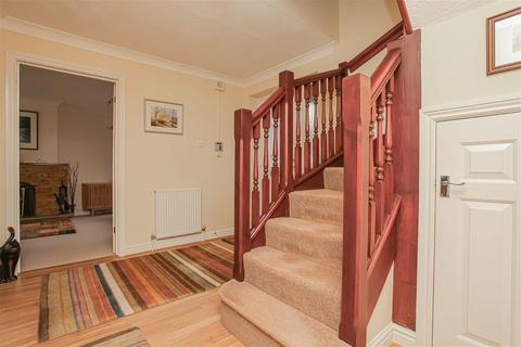 4 bedroom detached house for sale, Riverdale House, Sibford Ferris