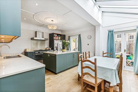 5 bedroom terraced house for sale, Louisville Road, SW17