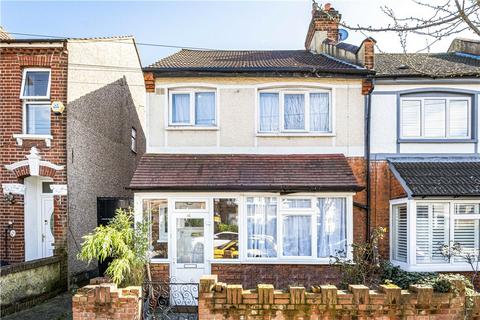 16 Hunter Road, Thornton Heath, CR7 8QG
