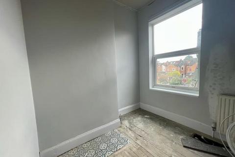 3 bedroom terraced house for sale, Shrubbery Road,  Worcester,  WR1