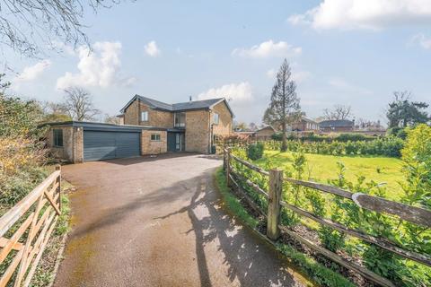 The Street, West Horsley, Leatherhead, KT24