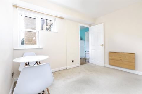 1 bedroom apartment for sale, Transom Close, Surrey Quays, London, SE16