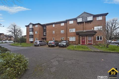 2 bedroom flat to rent, Kingsleigh Place, Mitcham, Surrey, CR4