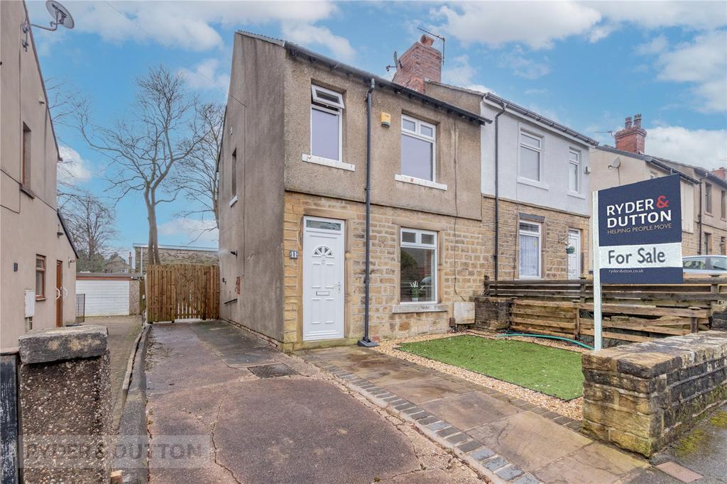 Rose Avenue, Marsh, Huddersfield... 2 bed semidetached house for sale