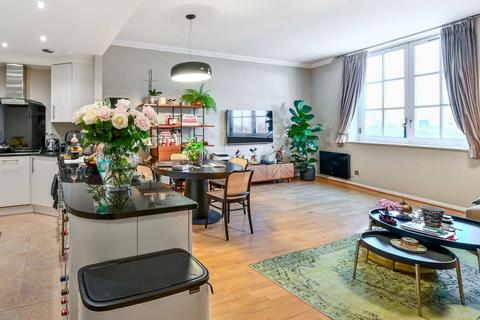 3 bedroom flat for sale - Jamestown Road, Camden Town, London, NW1
