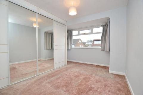 3 bedroom semi-detached house for sale, Springbank Road, Farsley, Pudsey, West Yorkshire